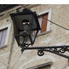 Avviata la manutenzione ordinaria delle lampade artistiche Avviata la manutenzione ordinaria delle lampade artistiche