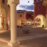 Treni dello shopping Bari - Molfetta: quando c’è da andare incontro ai grandi interessi si mobilitano tutti ed in fretta Treni dello shopping Bari - Molfetta: quando c’è da andare incontro ai grandi interessi si mobilitano tutti ed in fretta